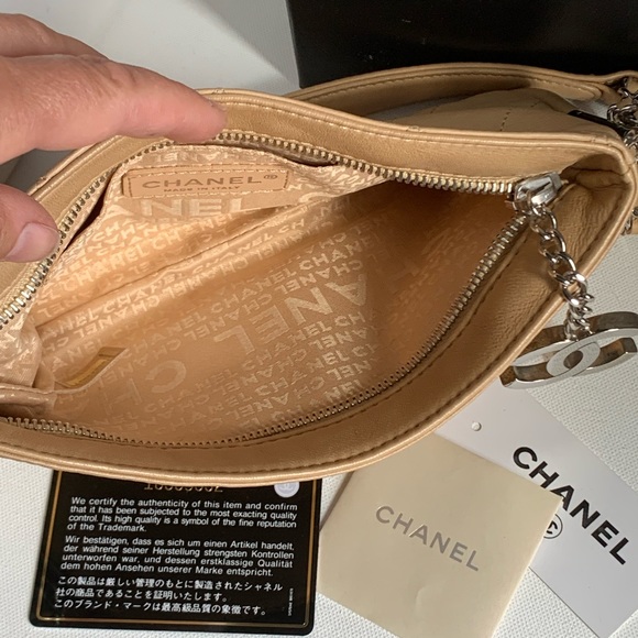 CHANEL Cognac 🤎Quilted Top Handle Bag Beige Tan Coachella Leather Silver CC Logo - Picture 11 of 16